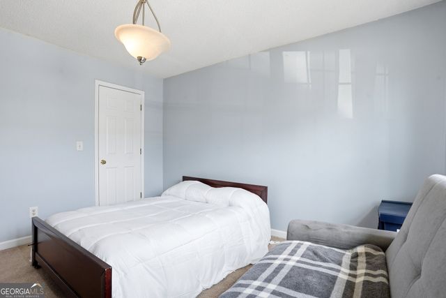 5339 Creekview Lane, Morrow, GA 30260