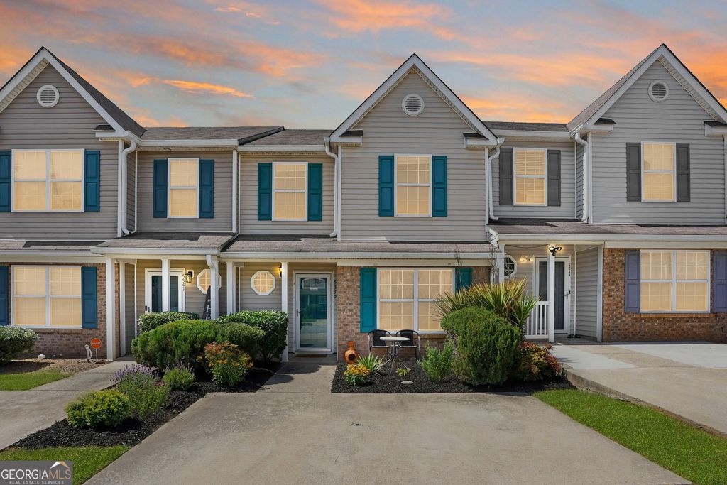 5339 Creekview Lane, Morrow, GA 30260