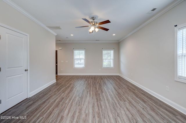 720 S 9th Street, Wilmington, NC 28401