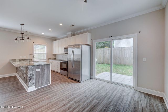 720 S 9th Street, Wilmington, NC 28401