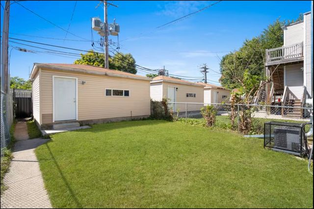 7144 S INGLESIDE Avenue, Chicago, IL 60621