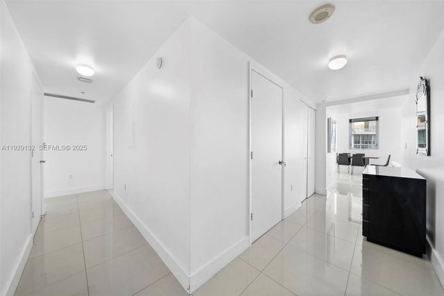 92 SW 3rd St 4610, Miami, FL 33130