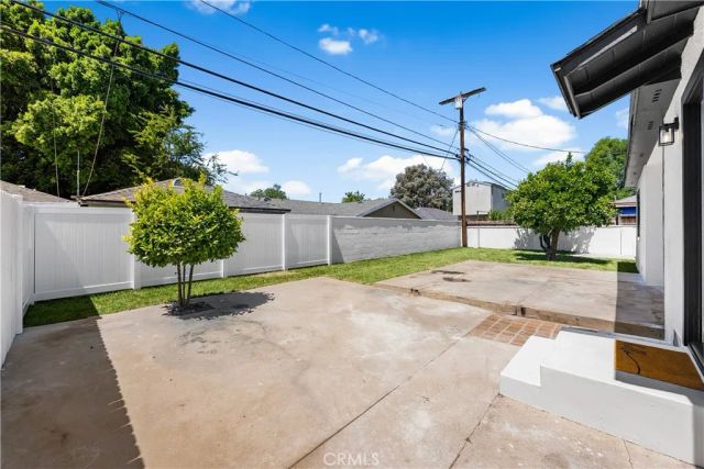 9753 Mercedes Avenue, Arleta, CA 91331