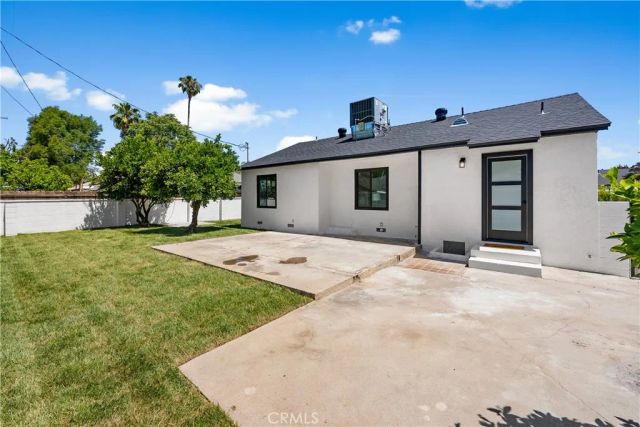 9753 Mercedes Avenue, Arleta, CA 91331