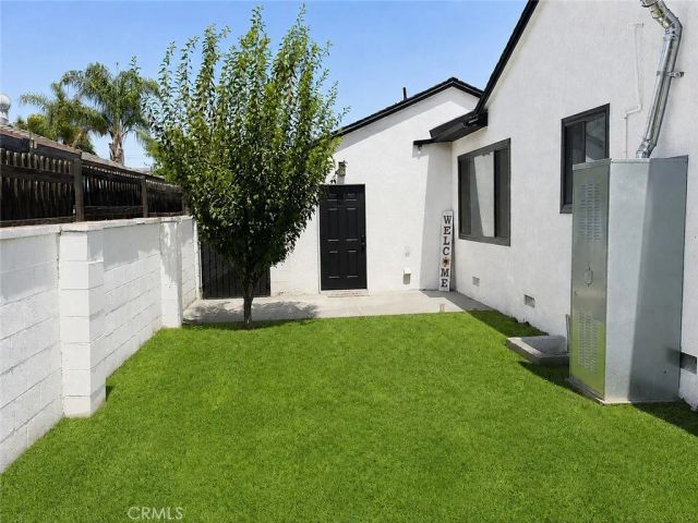 9753 Mercedes Avenue, Arleta, CA 91331