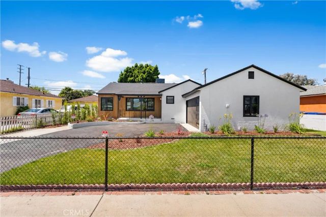 9753 Mercedes Avenue, Arleta, CA 91331
