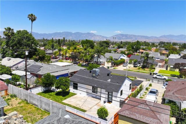 9753 Mercedes Avenue, Arleta, CA 91331