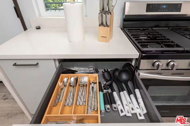 917 S Berendo Street 401, Los Angeles, CA 90006