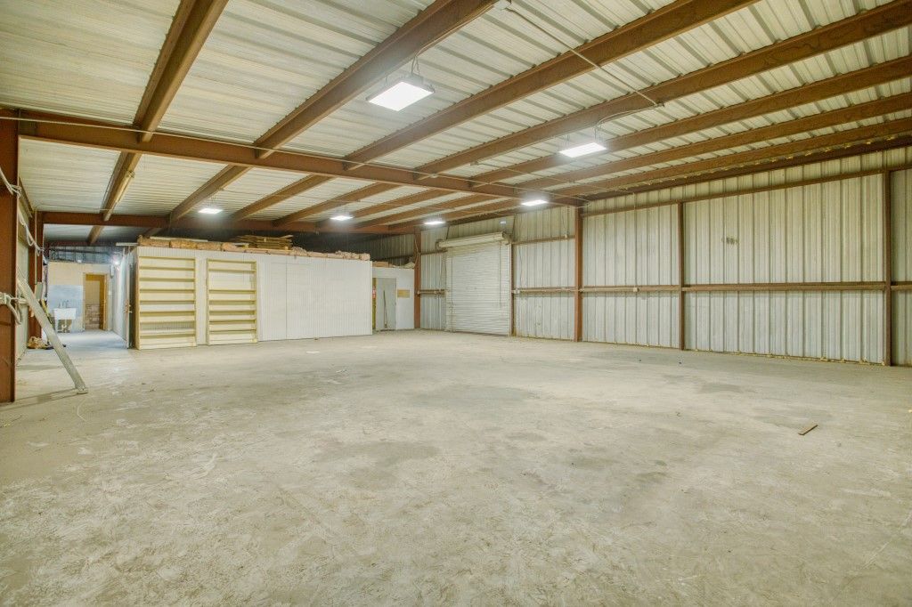 2004 Bobby Lane, Granbury, TX 76048
