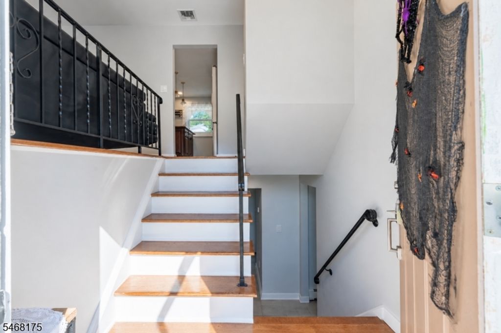 56 Outlook St, Butler Boro, NJ 07405 — photo 3