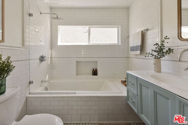 1556 Hazelwood Avenue, Los Angeles, CA 90041