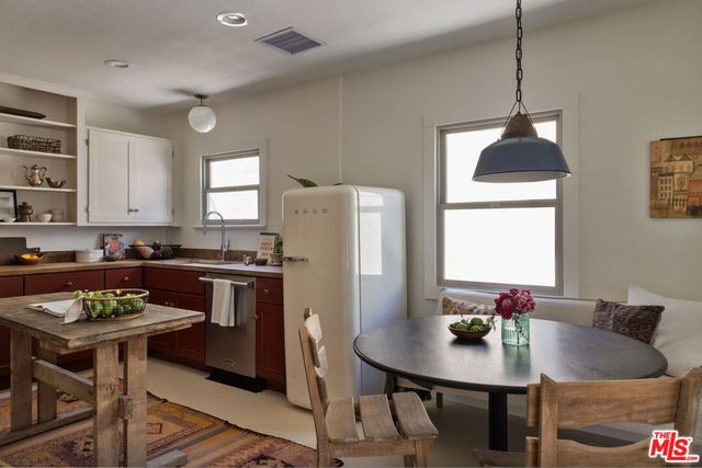 1556 Hazelwood Avenue, Los Angeles, CA 90041