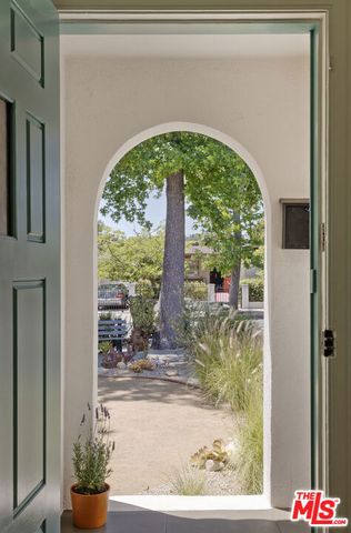 1556 Hazelwood Avenue, Los Angeles, CA 90041