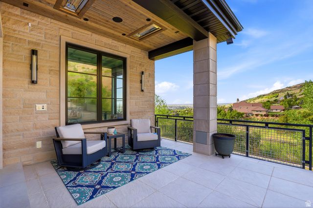 349 FORD CANYON DR, Centerville, UT 84014