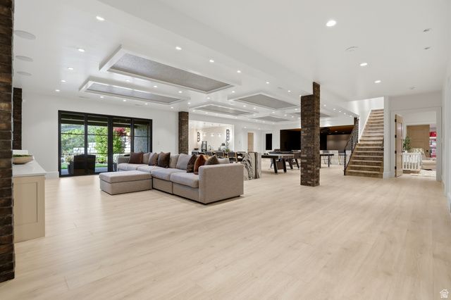349 FORD CANYON DR, Centerville, UT 84014