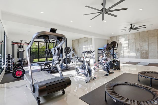 349 FORD CANYON DR, Centerville, UT 84014