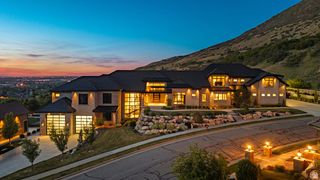 349 FORD CANYON DR, Centerville, UT 84014