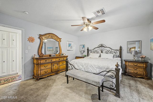 1701 E GREENWAY Street, Mesa, AZ 85203