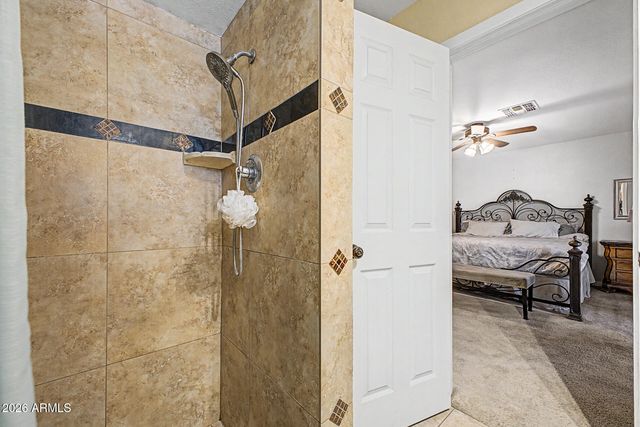 1701 E GREENWAY Street, Mesa, AZ 85203