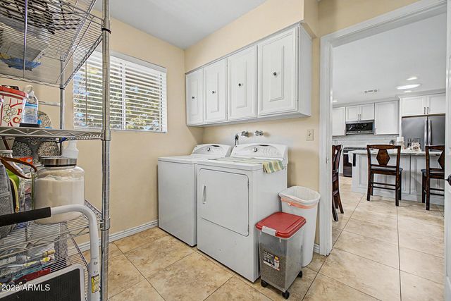 1701 E GREENWAY Street, Mesa, AZ 85203