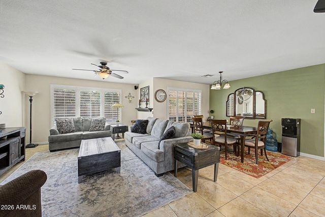 1701 E GREENWAY Street, Mesa, AZ 85203