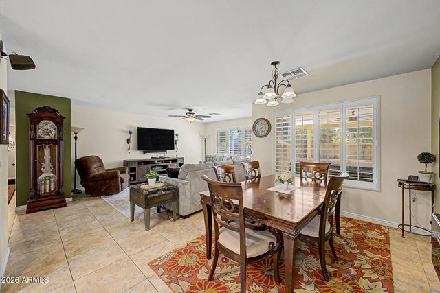 1701 E GREENWAY Street, Mesa, AZ 85203