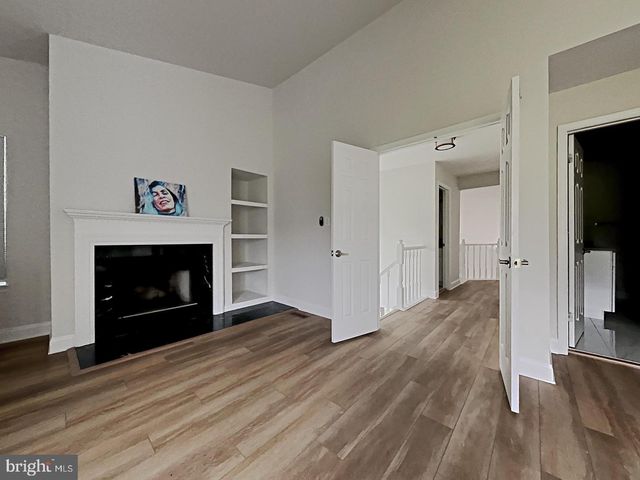 129 N PARK RD, Newtown, PA 18940