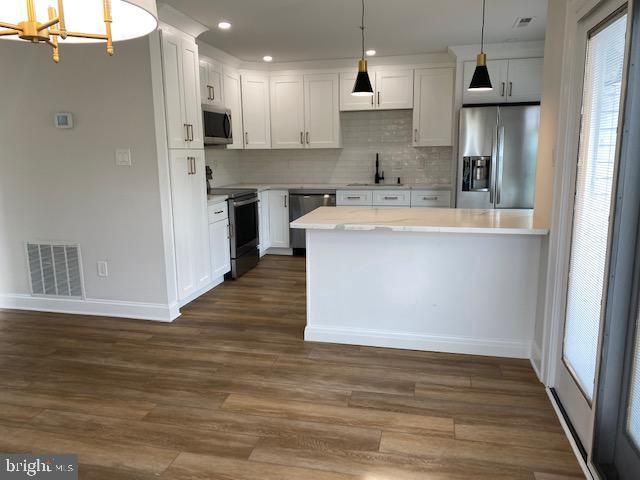 129 N PARK RD, Newtown, PA 18940
