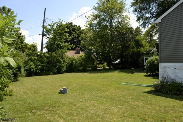 238 Fairview Ave, Hampton Twp., NJ 07860