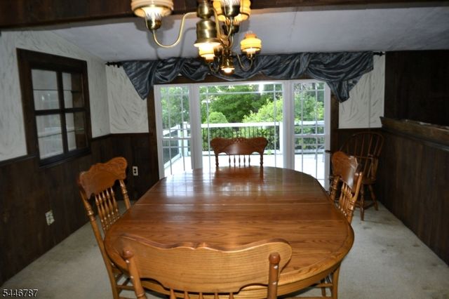 238 Fairview Ave, Hampton Twp., NJ 07860