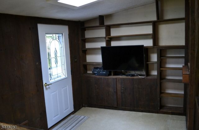 238 Fairview Ave, Hampton Twp., NJ 07860