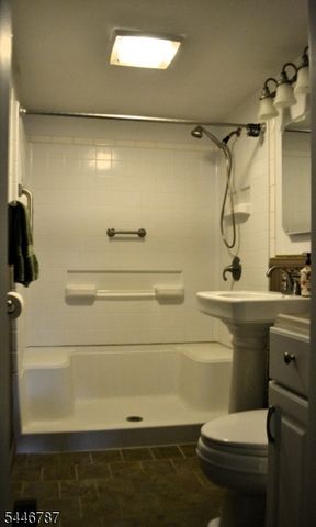 238 Fairview Ave, Hampton Twp., NJ 07860