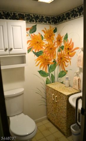 238 Fairview Ave, Hampton Twp., NJ 07860