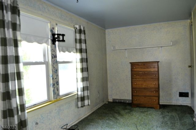 238 Fairview Ave, Hampton Twp., NJ 07860