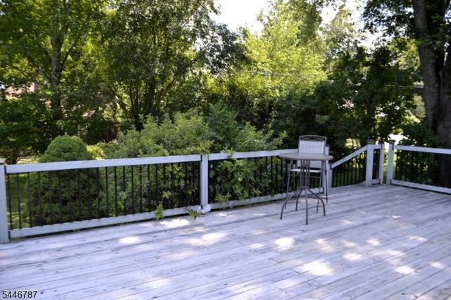 238 Fairview Ave, Hampton Twp., NJ 07860