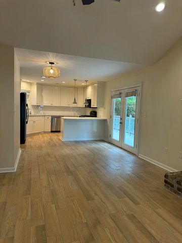 2041 Woodland Shores Road, Charleston, SC 29412