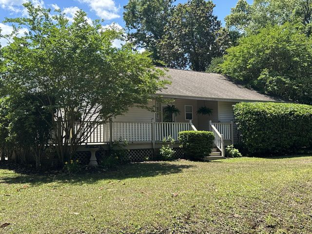 2041 Woodland Shores Road, Charleston, SC 29412