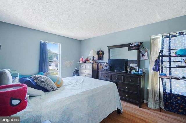 31 ROSALIND CIR, Sicklerville, NJ 08081