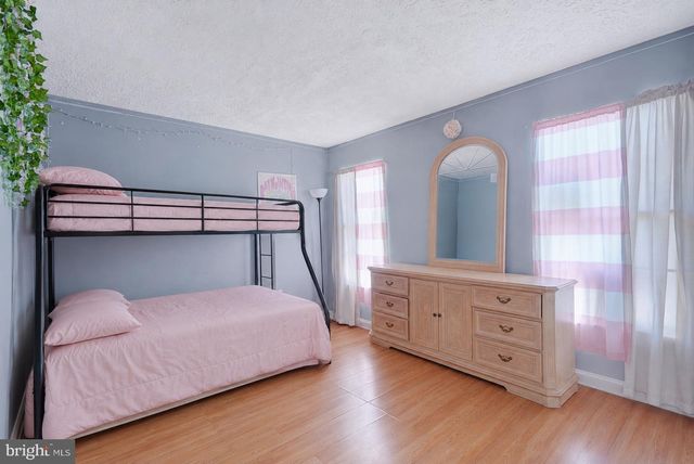 31 ROSALIND CIR, Sicklerville, NJ 08081