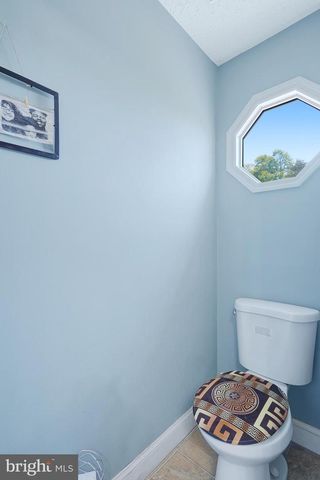 31 ROSALIND CIR, Sicklerville, NJ 08081