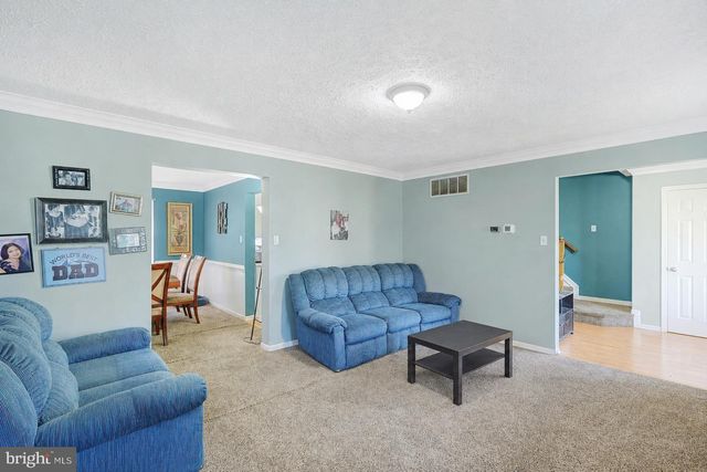 31 ROSALIND CIR, Sicklerville, NJ 08081