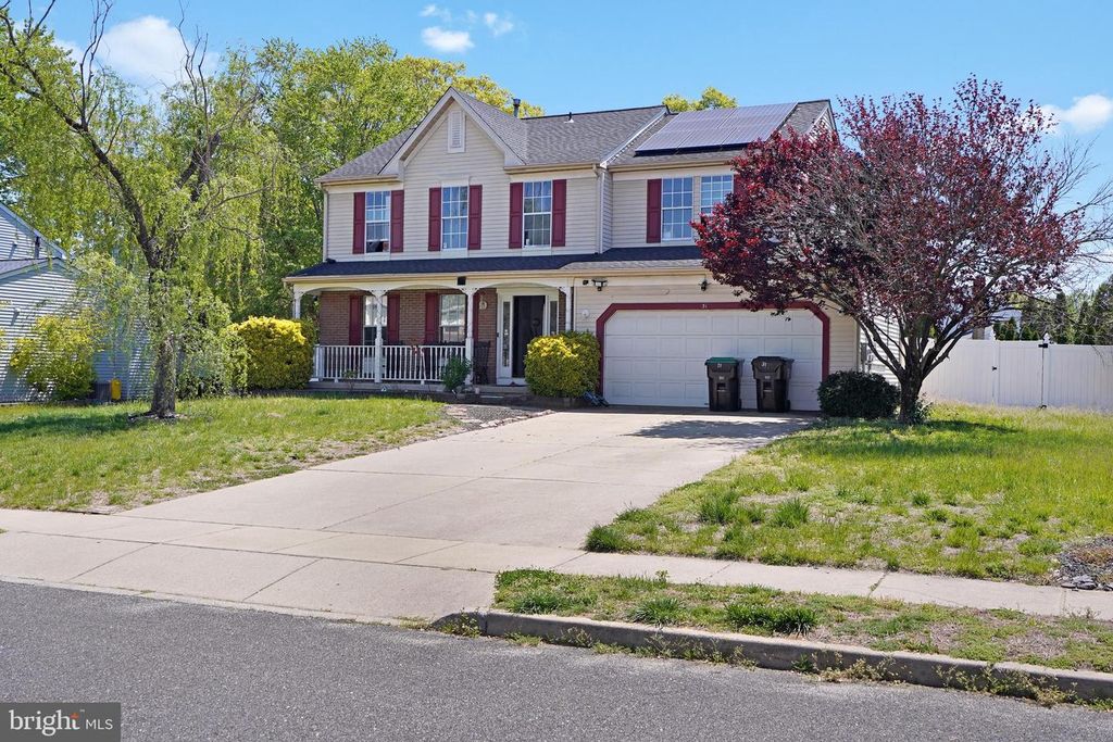 31 ROSALIND CIR, Sicklerville, NJ 08081