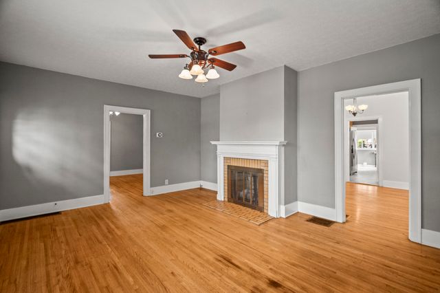 400 Connell St, Springfield, TN 37172