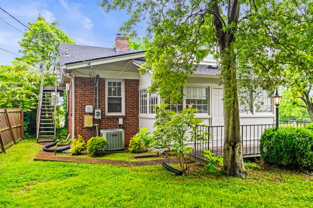 400 Connell St, Springfield, TN 37172