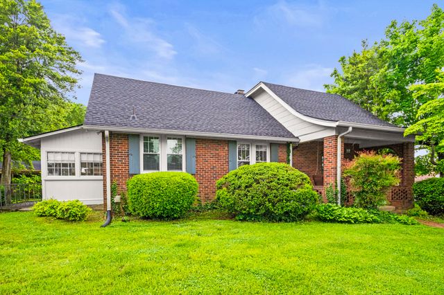 400 Connell St, Springfield, TN 37172