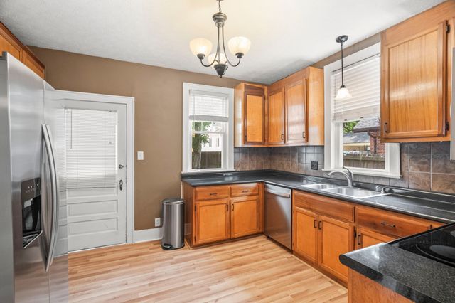 400 Connell St, Springfield, TN 37172