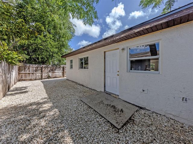 5636 6TH STREET COURT E, Bradenton, FL 34203