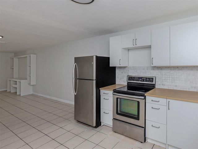 5636 6TH STREET COURT E, Bradenton, FL 34203