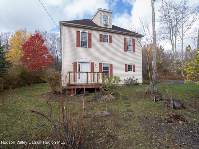 77 Brookside Drive, Hunter, NY 12442