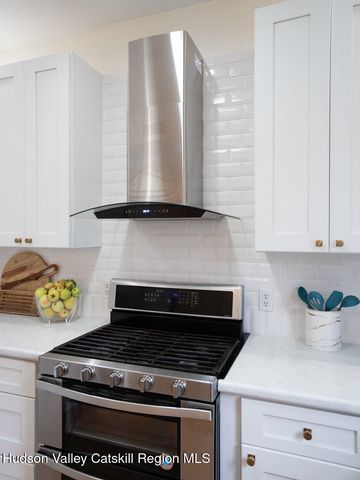 77 Brookside Drive, Hunter, NY 12442